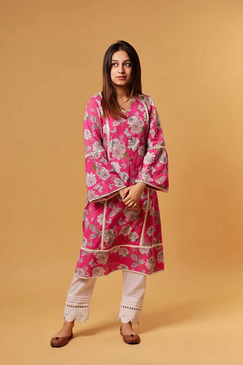 Amaira Pink Floral Kurta With White Pants 1